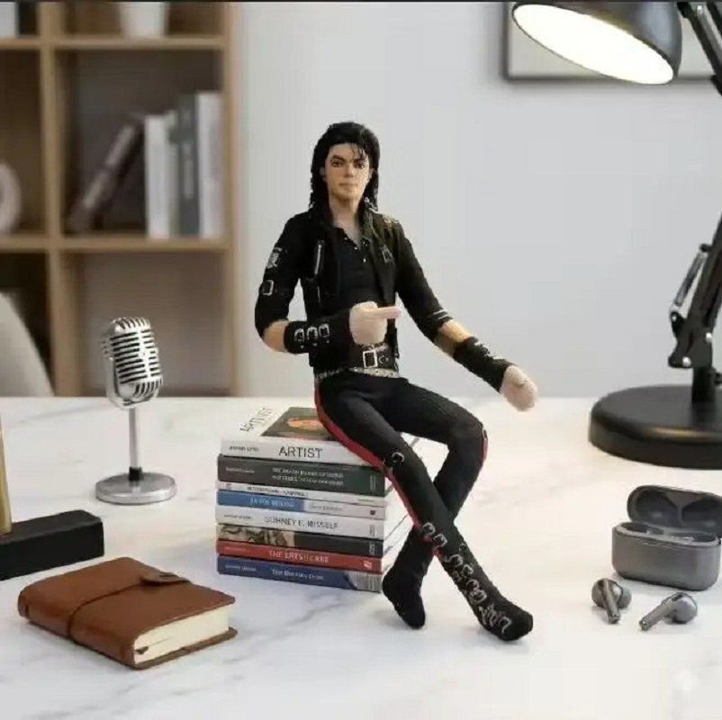 Tech Home Accessories - ตุ๊กตาไมเคิล แจ็คสัน สไตล์ใหม่สุดฮิต ของสะสม ของตกแต่งห้อง ตุ๊กตาขยับข้อต่อได้