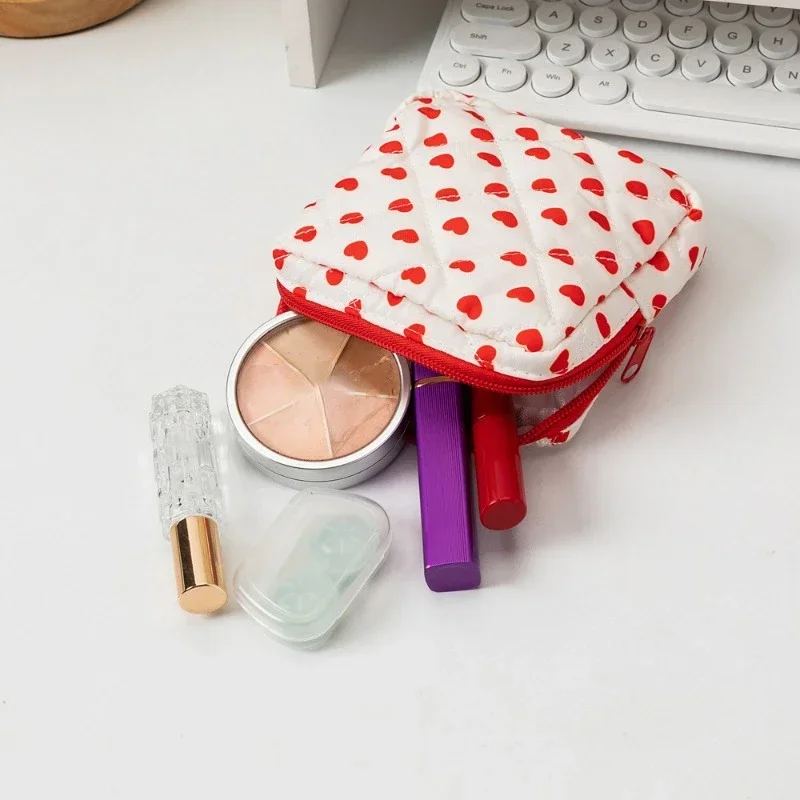 หัวใจพิมพ์ผ้าอนามัยกระเป๋าผู้ห - Tech Accessories Kit บทวิจารณ์และราคา