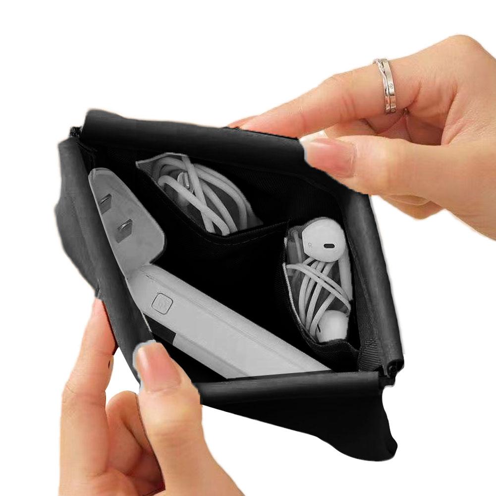 กระเป๋าเครื่องสำอางแบบพับได้กั - Tech Accessories Kit บทวิจารณ์และราคา