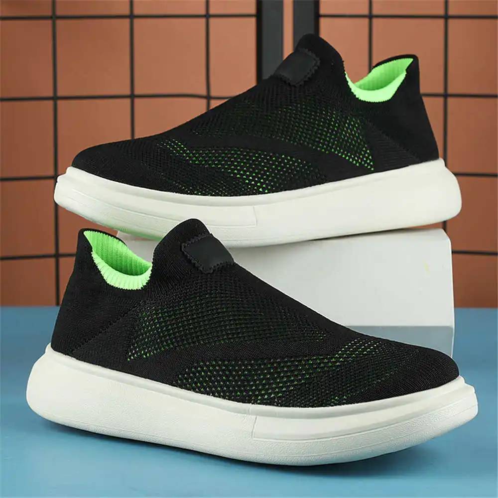 ถุงน่องแพลตฟอร์มรองเท้าสีน้ำตา - Trending Tech Accessories บทวิจารณ์และราคา